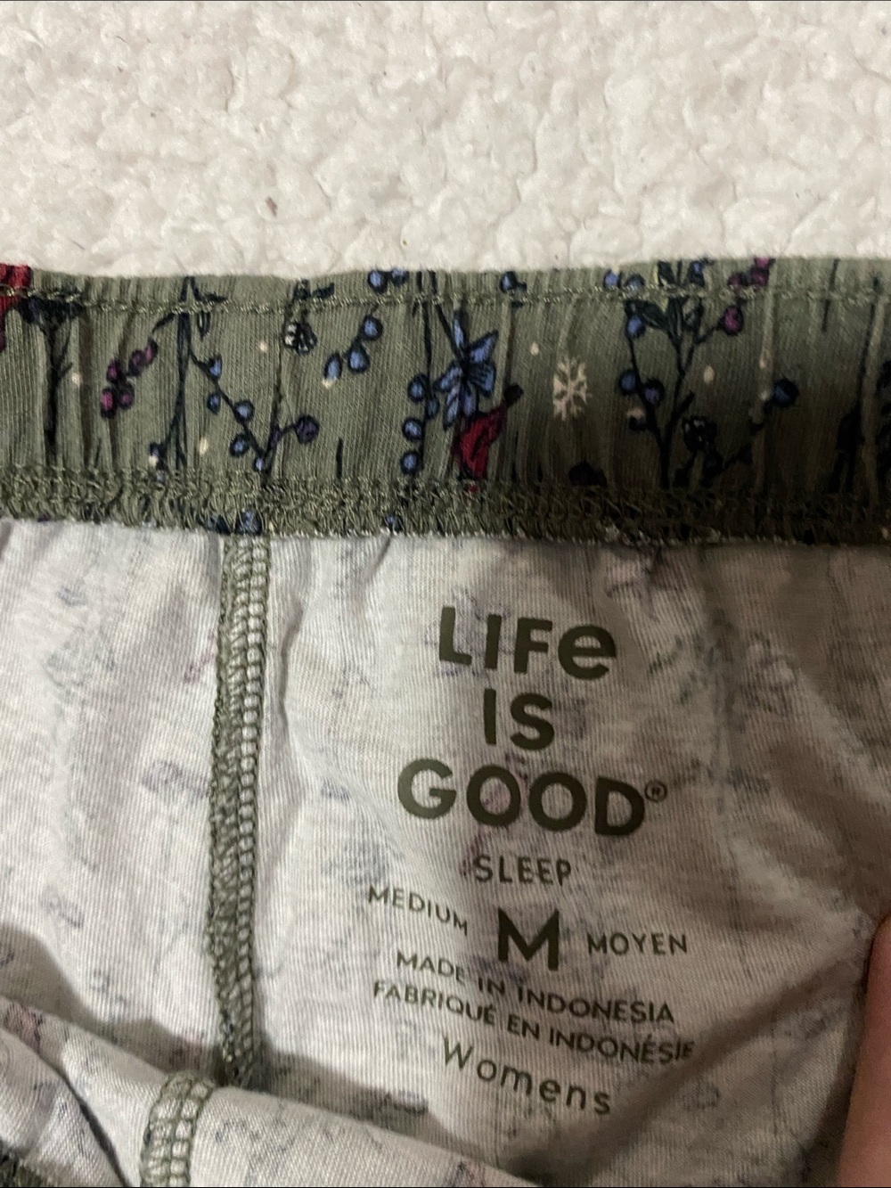 Life is good Womens size medium pajama lounge pants cardinals and flowers NWOT - Picture 2 of 16